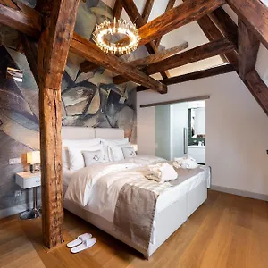 Old Royal Post Boutique & Premium ***** Prag